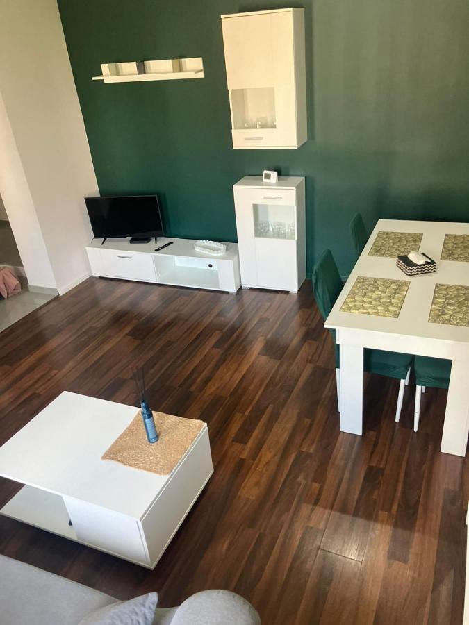 Apartament Centrum 瓦乌布日赫 外观 照片